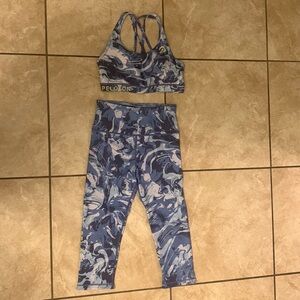 Peloton Orion Marble workout set